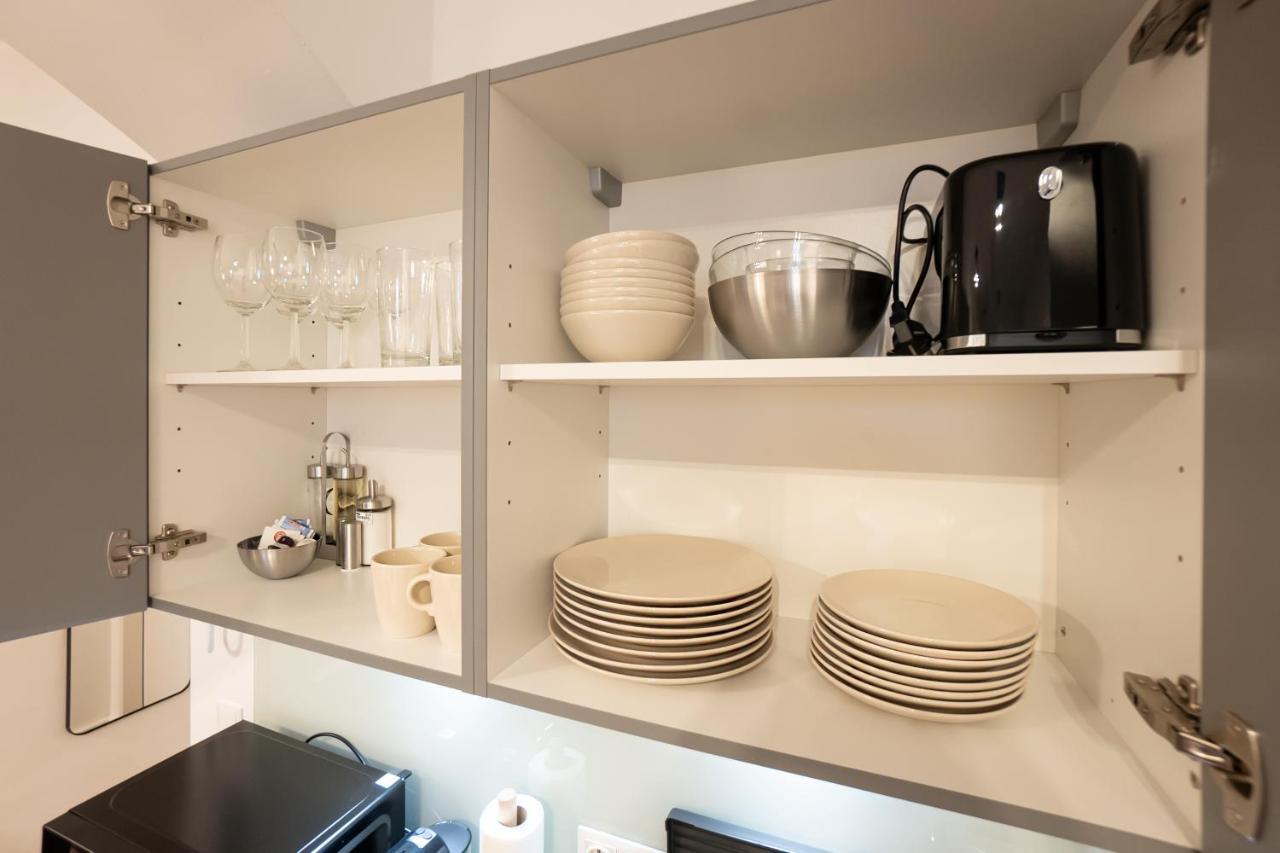 Stylish Apartment With Dedicated Working Space And Super King-Size Bed Located Between City Centre And Donau River Viena Exterior foto