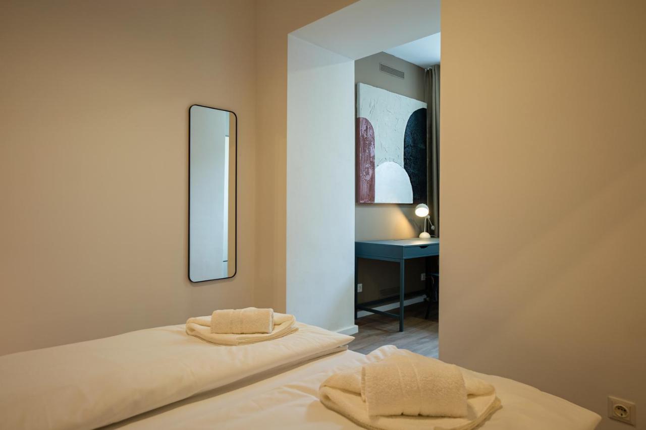 Stylish Apartment With Dedicated Working Space And Super King-Size Bed Located Between City Centre And Donau River Viena Exterior foto